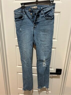 Kut from the Kloth Light Blue Distressed High-Rise Cropped Jeans